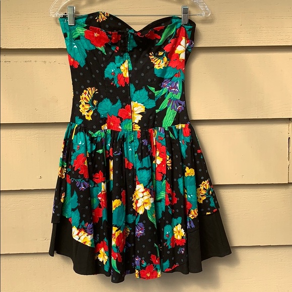 SOLD - Picture 4 of 5